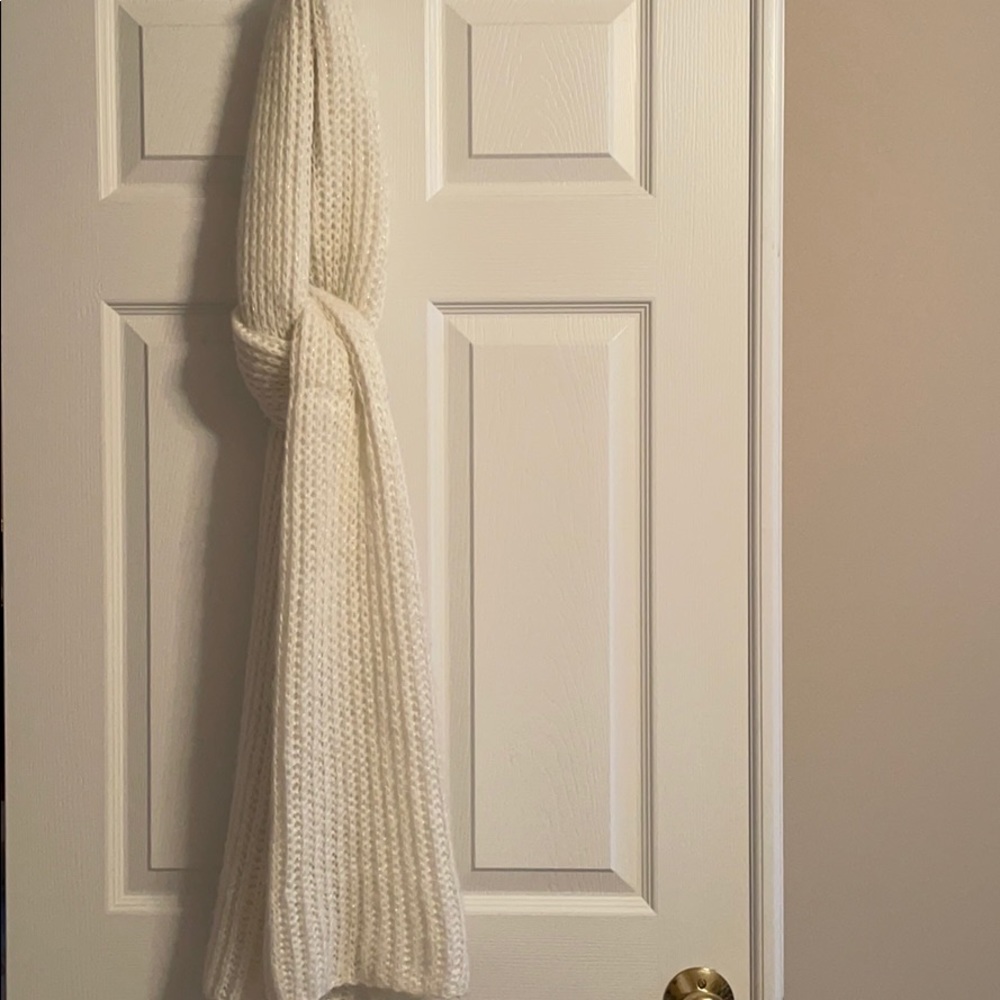 Cream Knit Scarf